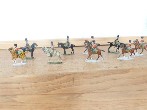 Anciens soldats plats étain - plats,