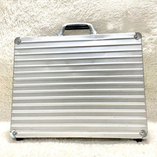 RIMOWA Aluminum Attache Case Silver 35 x 45 x 9 cm 3.8 x 17.7 x 3.5 in