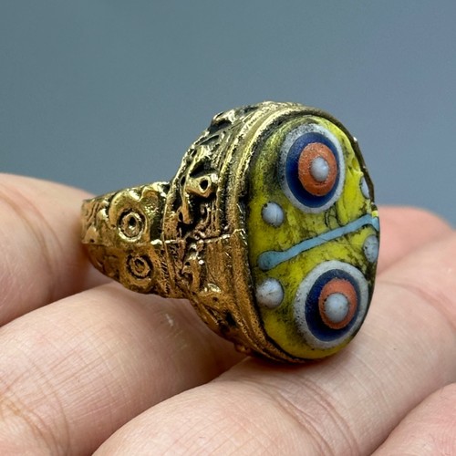Magnifique bague unique