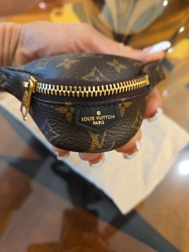Louis vuitton monogram - ​louis,