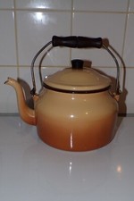 Ancienne bouilloire émaillé