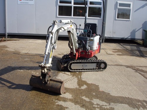 Takeuchi 108 mini digger - 108,