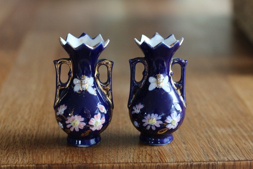 Petits vases anciens