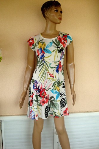 Robe ete chic blanc fleurie - chic,