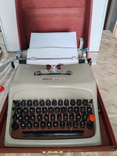 Ancienne Machine à écrire