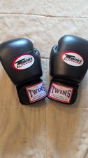 2010 Twins Special 14 oz. Boxing Gloves  Made In Thailand Genuine Leather BL