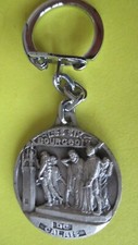 RARE embossed metal keychain, 60s, LES SIX BOURGEOIS DE CALAIS