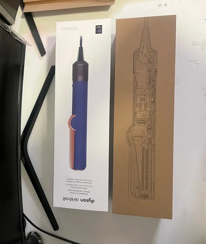 Dyson airstrait strait dryer - &,