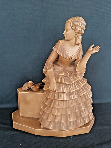 Statue femme terre cuite art