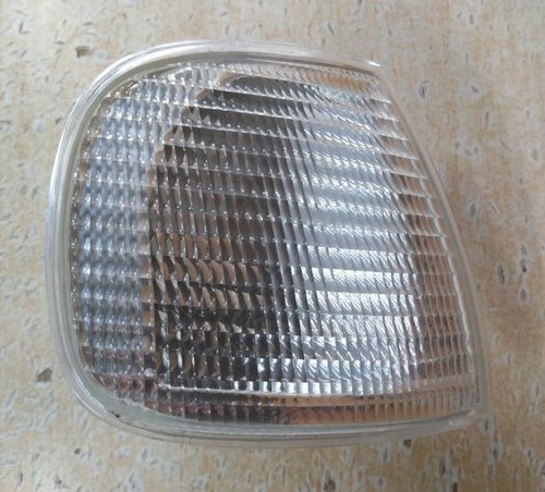 Feu clignotant droit neuf vw - 1,
