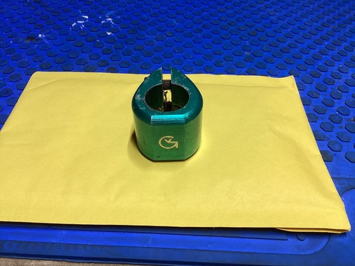 Green seat post - vg, 1”