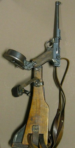 Plaque métal arme - plaque, a