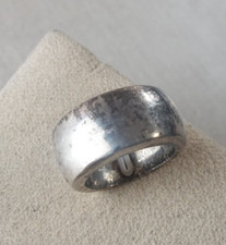 Ancienne grosse bague, en