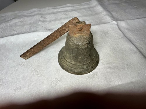 Ancienne cloche bronze - en, de