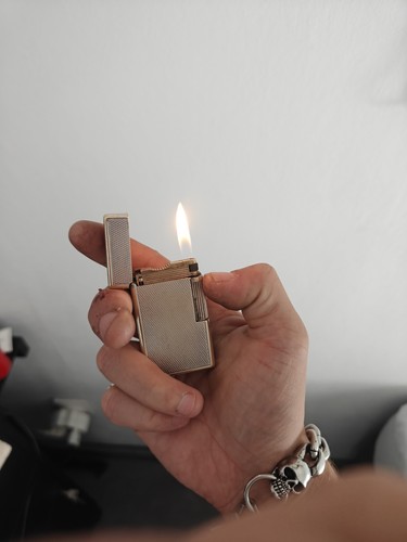 Rare briquet dupont - st,