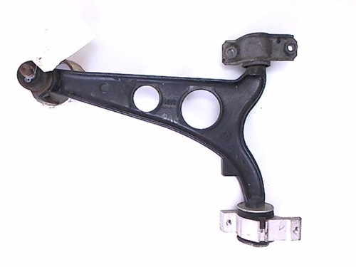 Triangle inferieur avant