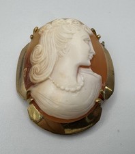 Antique Cameo Brooch - Gold Metal Frame