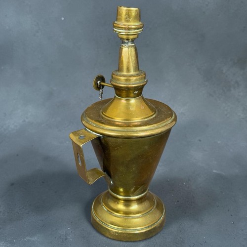 Ancienne lampe pigeon - pigeon, conique