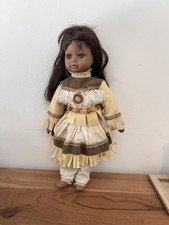 Poupée porcelaine - en,