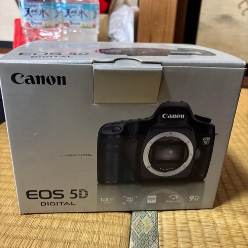 Canon eos digital slr - 5d,