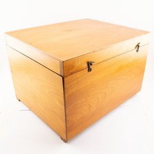 Coffre en bois pour chambre