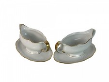 Saucière en porcelaine de collection chacune. 11 x 24,5 cm. État voir photos