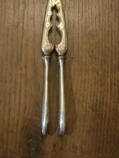 Grand Casse Noix et Noisettes en Métal Argenté Ancien