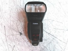 Power Tested Canon Speedlite 600EX-RT DS401051 Shoe Mount Camera Flash AS-IS