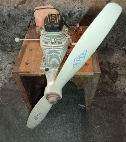 Vintage enya model engine - vintage,