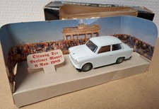 Trabant 601 1/43 Vitesse Boite