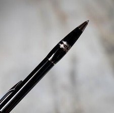 TRES BEAU STYLO BILLE