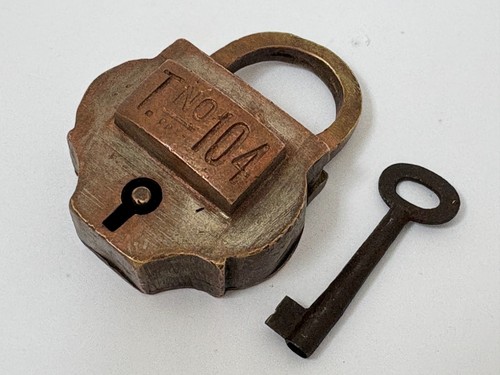Ancien cadenas vintage - , en