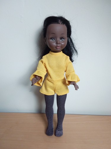 Poupée ella bella - poupée,
