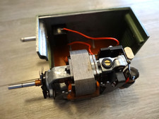 MOTEUR ELNA 220 Volts + Cache