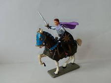 STARLUX moyen age (ref 6120