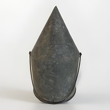 ANCIEN ABREUVOIR OISEAUX EN