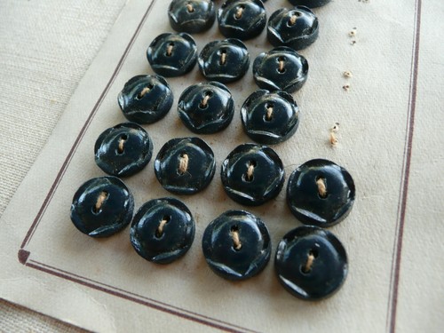 Boutons anciens bois - 20,