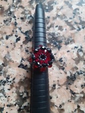Bague fleur rouge/noire perles de Swarovski taille 50/50,5