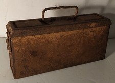 caisse militaire MG WH