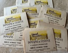 LOT 100 LABELS / WINE ST ESTEVE /VAR / LABELS ALCOHOL DRINK OLD WINE
