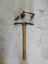 ANCIEN PIOLET DE PIONNIER SUISSE