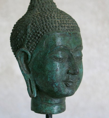 Tete bouddha très - bouddha,, jolie