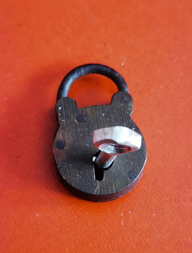 Ancien petit cadenas bronze - petit, à