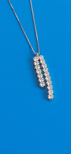 Beau collier jaune 18 - beau,