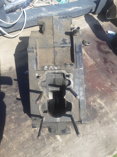 Demi carters bas moteur - demi,
