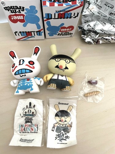 Kidrobot dunny series - kidrobot, me
