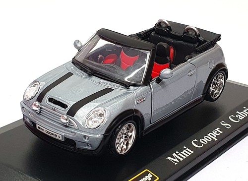 Burago scale diecast - 1/32,