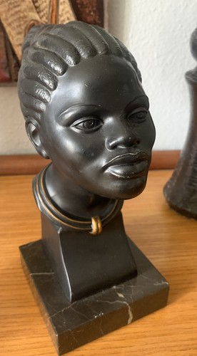 Buste africaniste femme