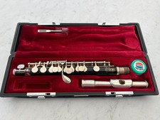 yamaha YPC32 piccolo flute