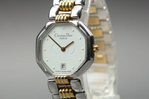 Presque comme neuve montre - [presque,